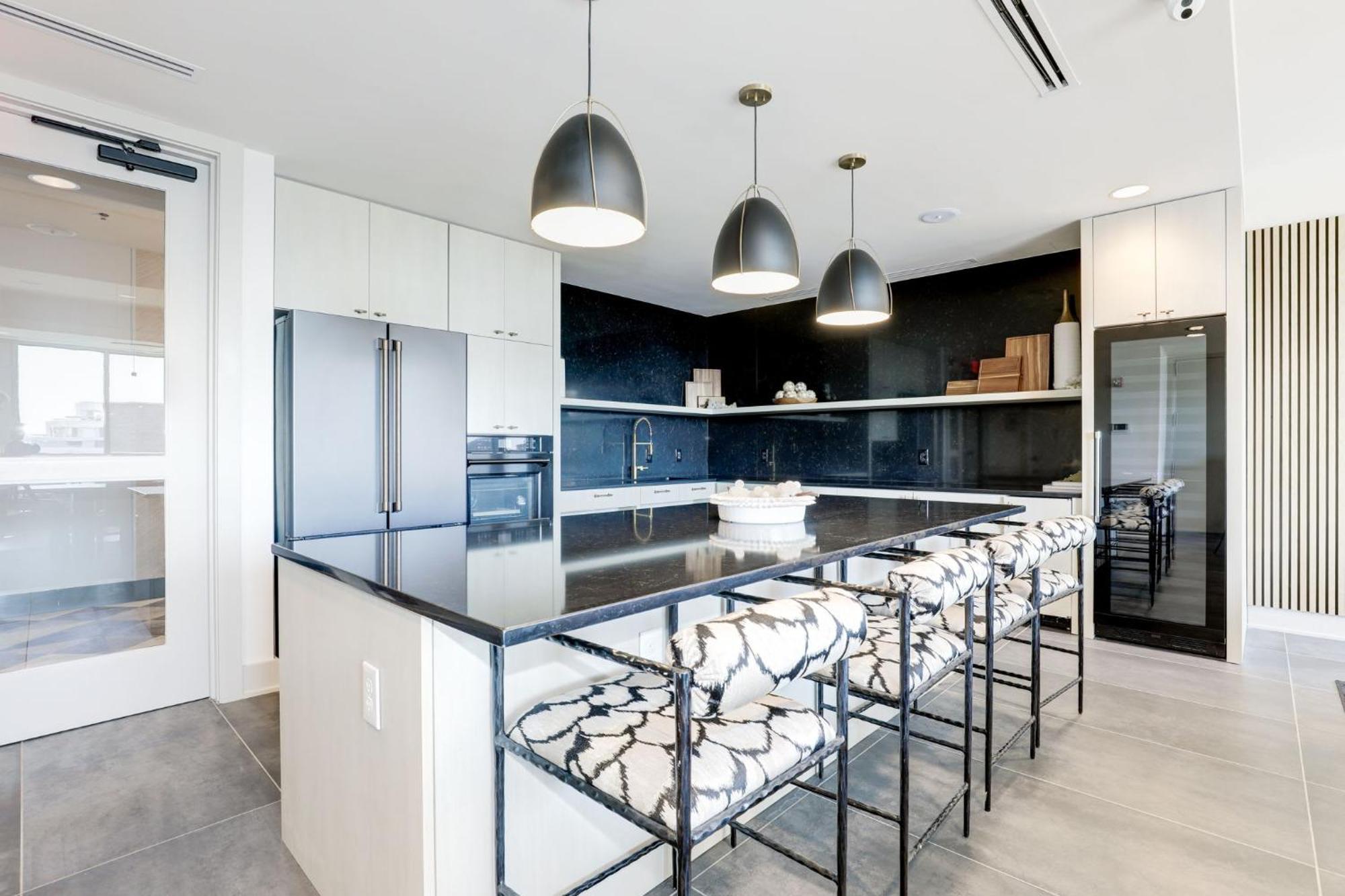 Capitol Convenience 2br Luxury Minutes From Dc *