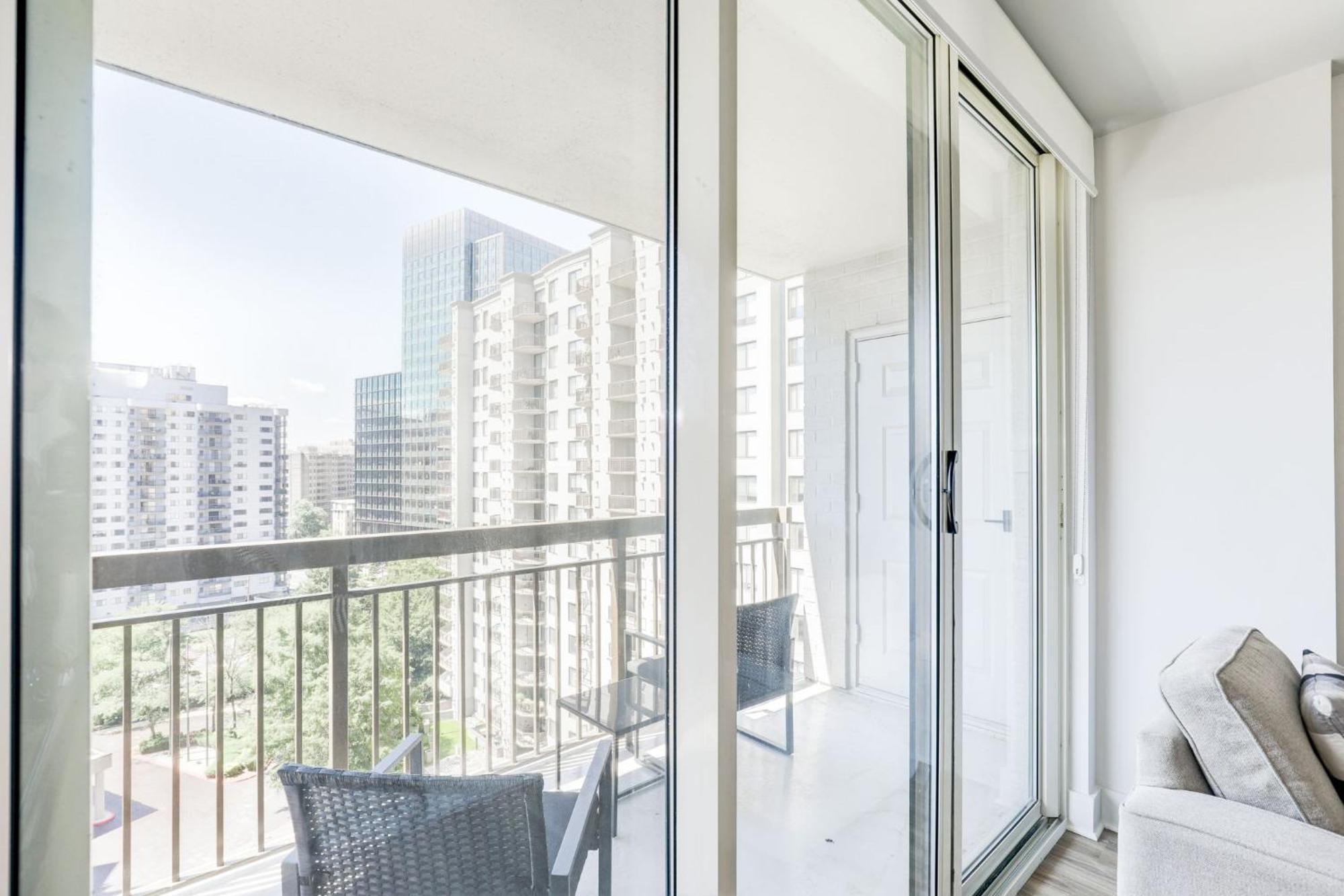 Capitol Convenience 2br Luxury Minutes From Dc
